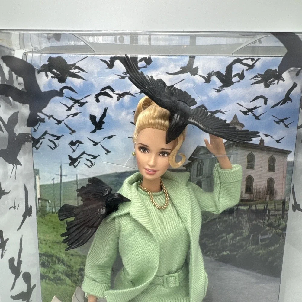 2008 The‎ Birds Barbie Doll - Black Label - Alfred Hitchcock 1963 Movie L9633